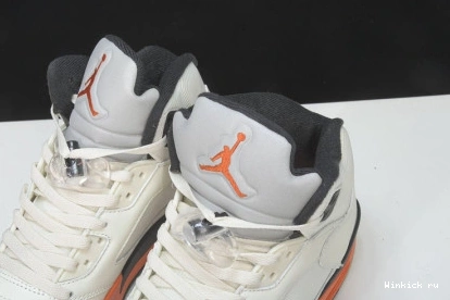 ORANGE RETRO TOTAL 2021 5 JORDAN AIR 0811